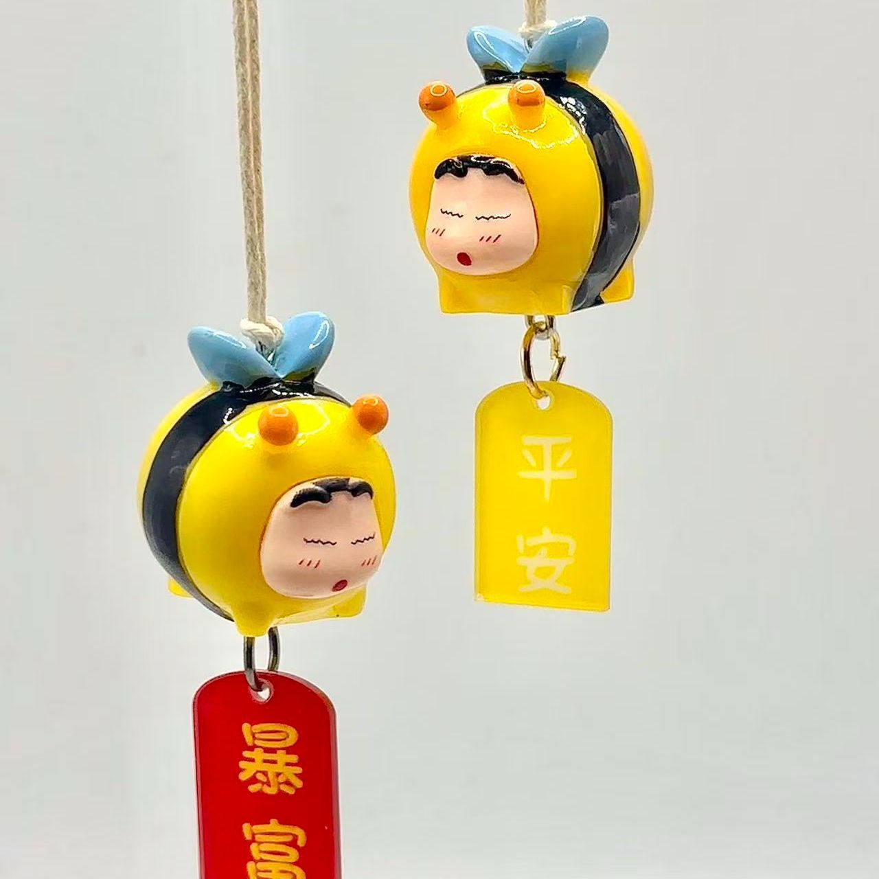 Decorative Mirror - Crayon Shin-chan Bee Cosplay Figuur Auto